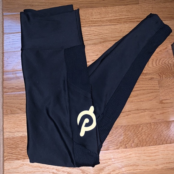 Peloton | Pants & Jumpsuits | Peloton Rib Pocket Legging | Poshmark